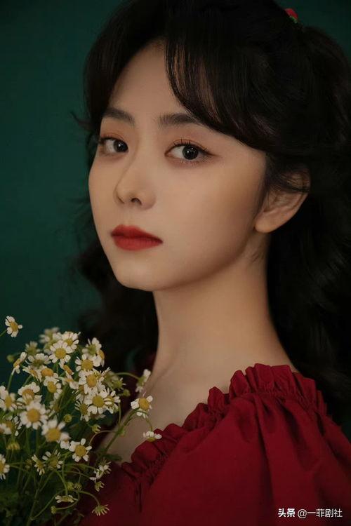 娱乐大爆料边潇潇是谁,揭秘边潇潇的星光之路  第3张